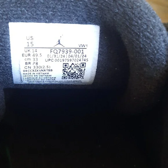 Jordan 4RM Shoes - Picture 6 of 6